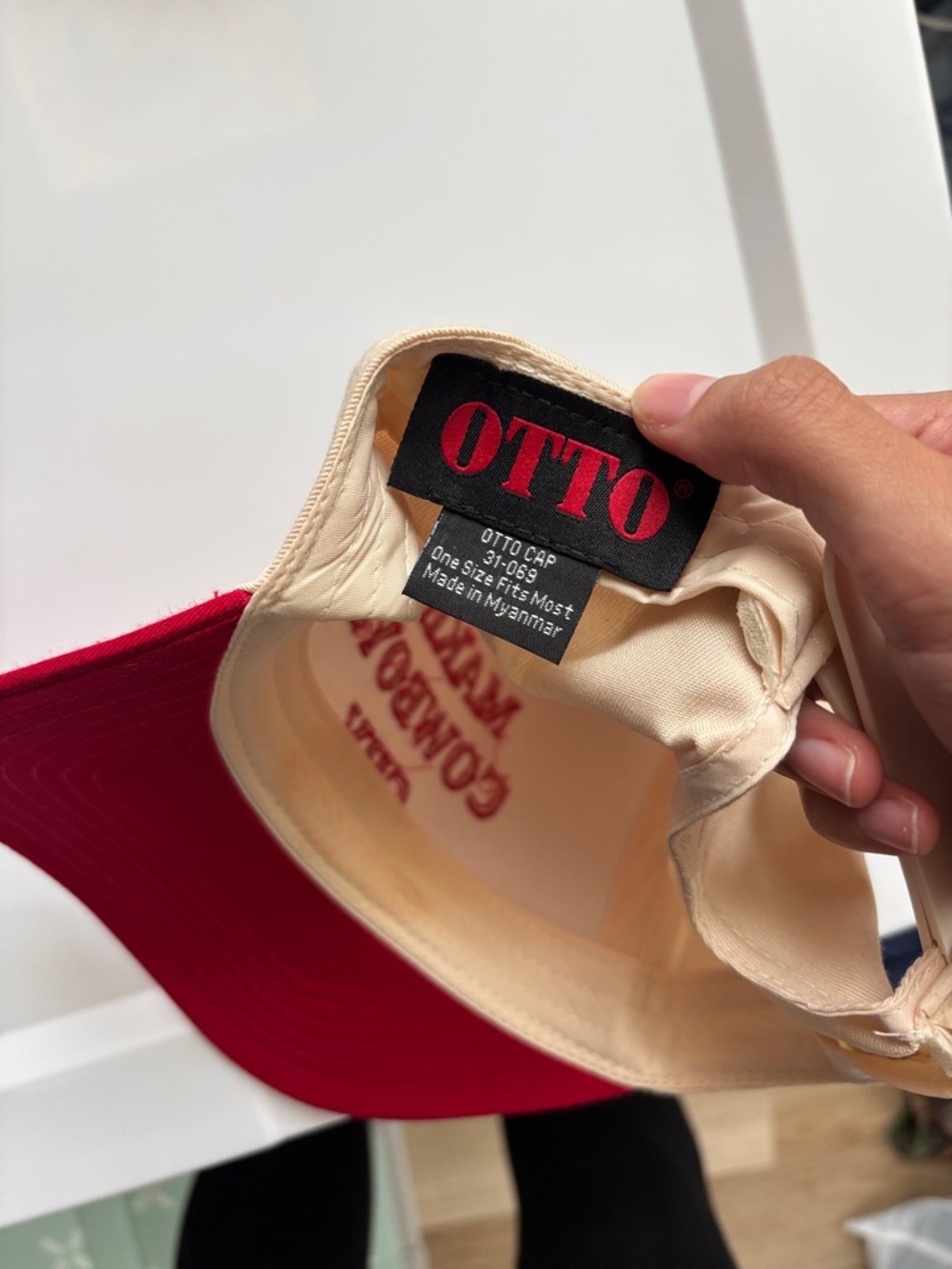 OTTO Two-Tone Beige and Red Trucker Hat - "MAKIN' COWBOYS CRY" - Picture 2 of 3